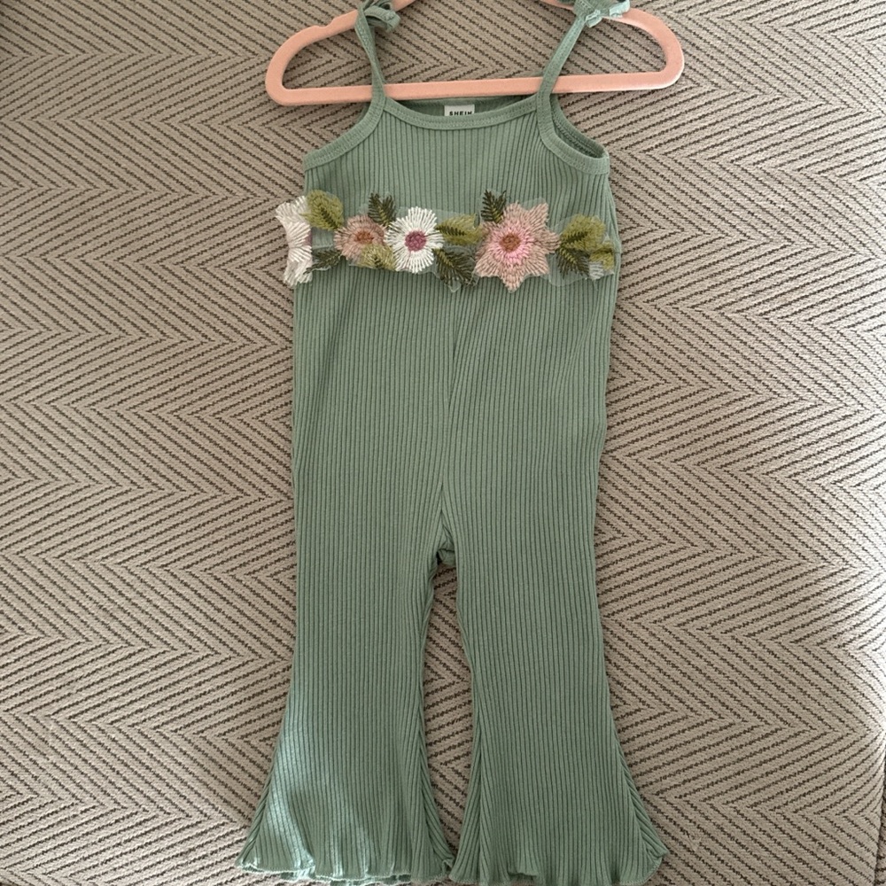 SHEIN Sage Green Kids Romper with Floral Details